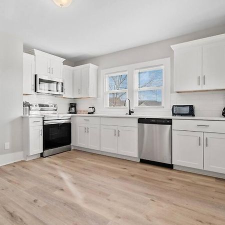 Cozy 4B Retreat Near Uptown King Beds Sleeps 12 Charlotte Exterior foto