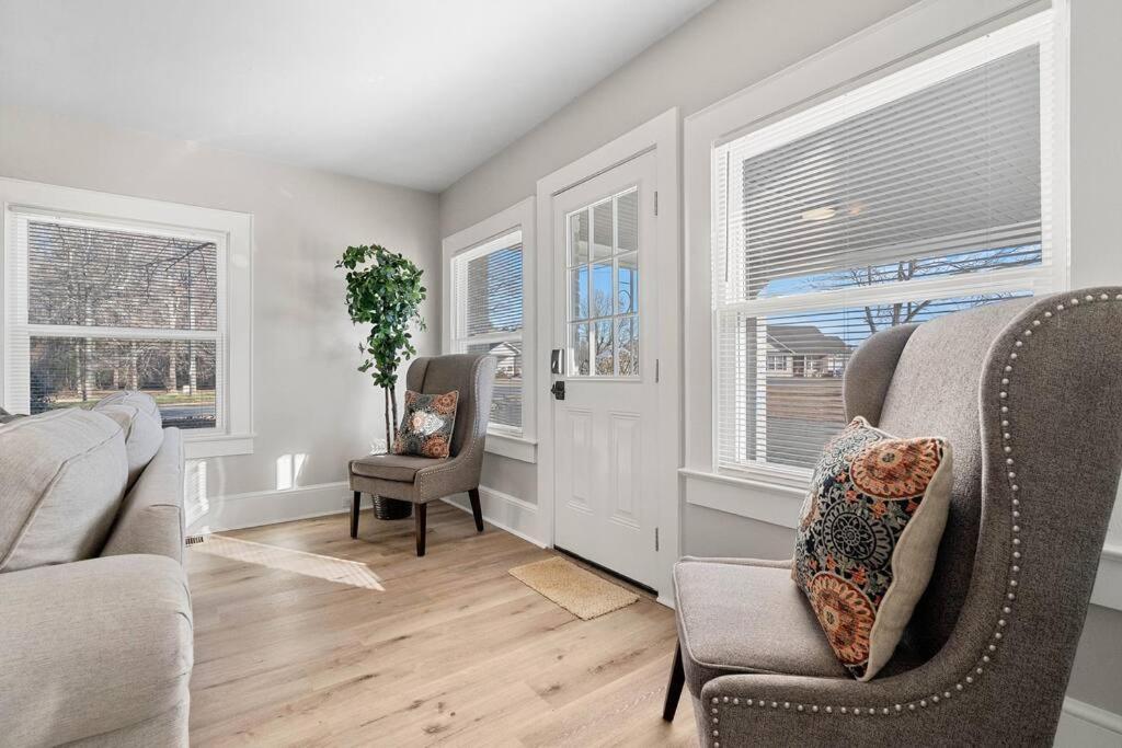 Cozy 4B Retreat Near Uptown King Beds Sleeps 12 Charlotte Exterior foto