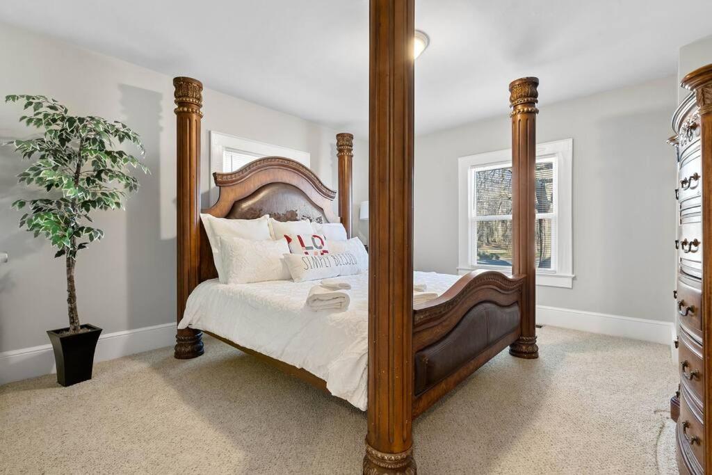 Cozy 4B Retreat Near Uptown King Beds Sleeps 12 Charlotte Exterior foto