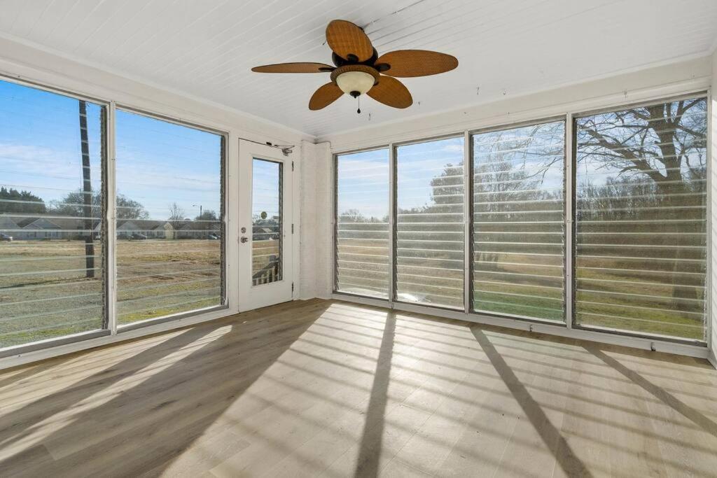 Cozy 4B Retreat Near Uptown King Beds Sleeps 12 Charlotte Exterior foto